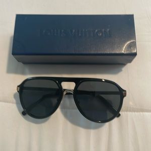 Louis Vuitton Aviator Sun Glasses Men’s